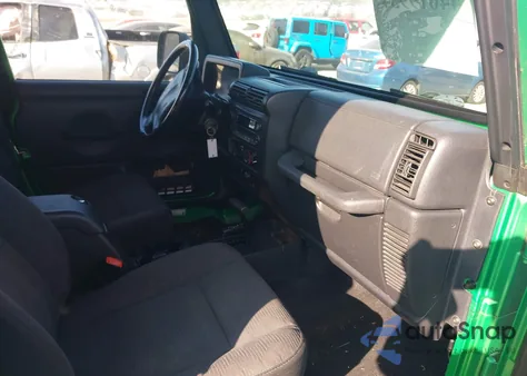 2005 Jeep Wrangler Unlimited z USA, uszkodzony, nr VIN 1J4FA44S45P358107